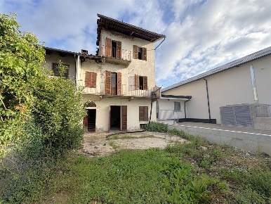 Foto Rustico a Chivasso di 150 m² con 5 locali in vendita