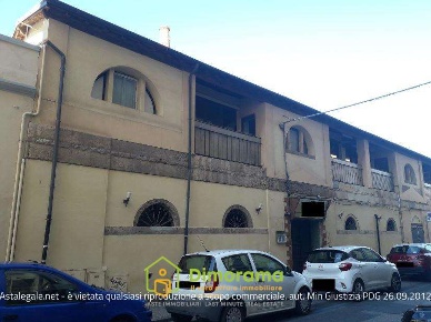 Foto Negozio a Livorno di 285 m² con 3 locali in vendita