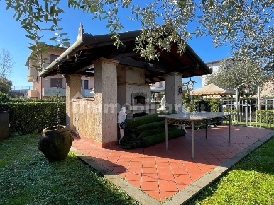 Foto Appartamento a Camaiore Capezzano Pianore di 107 m² con 4 locali