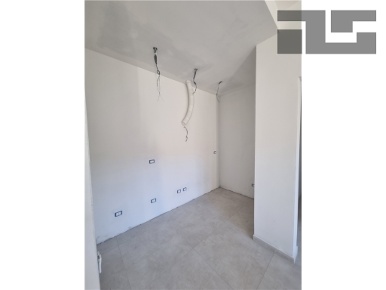 Foto Appartamento in VIA VENOSTA, Firenze Rovezzano di 71 m² con 3 locali