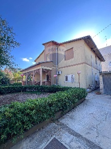 Foto Villa singola in via aidone, Siracusa Scala Greca - Neapolis di 250 m²