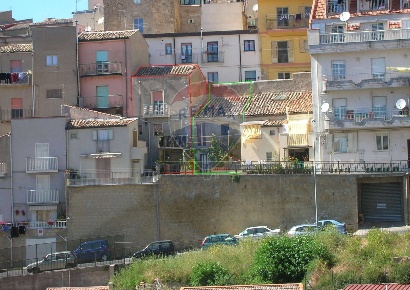Foto Casa indipendente in Via San Luca, Enna Centro di 140 m² con 8 locali