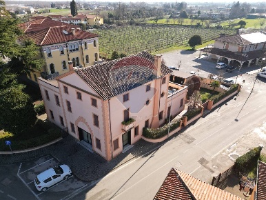Foto Casa indipendente in Via Bossi, Nervesa della Battaglia Centro