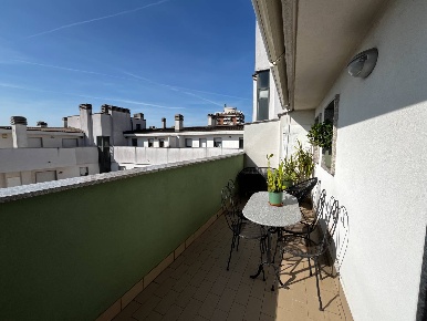 Foto Attico in Via Legnone, Milano Dergano di 65 m² con 2 locali in affitto