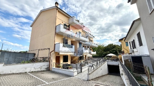 Foto Appartamento in Via Ugo Foscolo, Vinci Spicchio-sovigliana di 115 m²