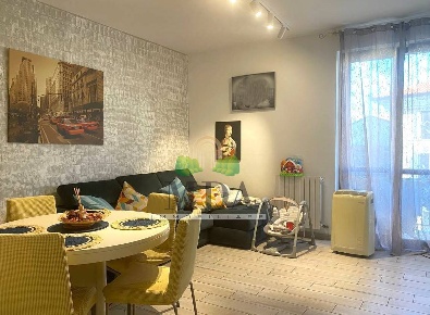 Foto Appartamento in Piazza Allende, Nereto Centro di 87 m² con 5 locali