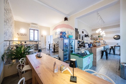 Foto Attività commerciale in via vespasiano gonzaga, Sabbioneta Centro