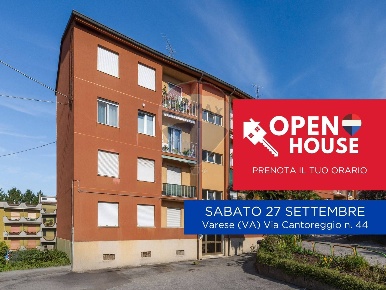 Foto Appartamento in VIA CANTOREGGIO, Varese Masnago di 83 m² con 4 locali
