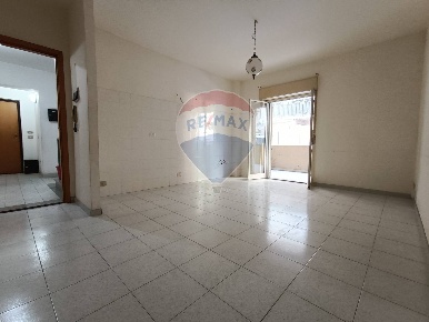 Foto Appartamento a Santa Teresa di Riva di 63 m² con 3 locali in vendita