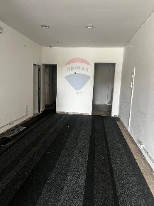 Foto Locale commerciale in Via Dei Goti, Angri Centro di 80 m² con 2 locali