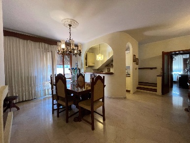 Foto Appartamento in VIA PADRE CARLO ORAZI, Castorano Centro di 120 m²