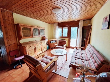 Foto Appartamento in Via Adamello, Edolo Centro di 90 m² con 5 locali