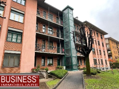 Foto Appartamento in Via San Miniato, Milano Bignami - Ponale di 55 m²