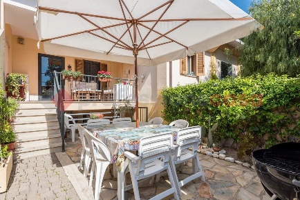 Foto Villa a schiera in Luigi Savignoni, Roma Ostia Antica di 120 m²