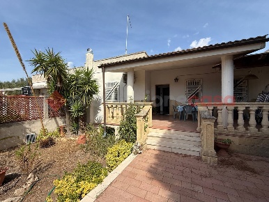 Foto Villa unifamiliare in Via SAN FRANCESCO 17, Leporano Leporano Marina