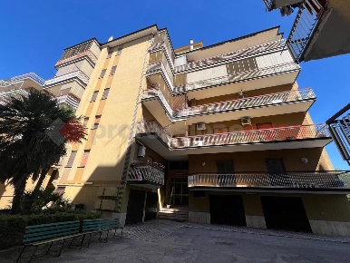 Foto Appartamento in Viale Europa SNC, Cassino Centro di 90 m² con 3 locali