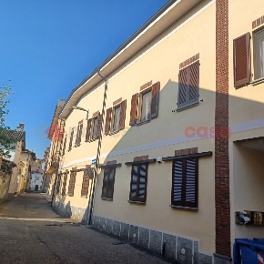 Foto Appartamento in Via Dottor Sora 11, Tromello Centro di 65 m²