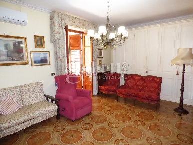 Foto Appartamento in Via Domenico Gagliardo 88, Bagheria Centro di 98 m²