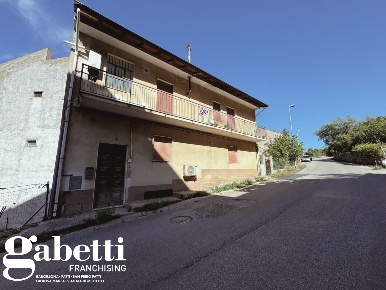 Foto Appartamento in Via ALDO MORO 17, Galati Mamertino di 130 m²