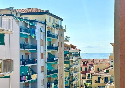 Foto Appartamento a Loano Centro di 15 m² con 2 locali in vendita