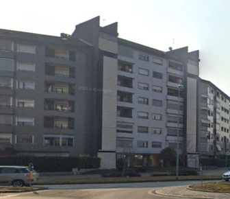 Foto Appartamento in Via F. Petrarca, Venaria Reale di 110 m² con 5 locali