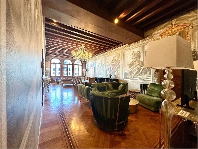 Foto Appartamento in San polo, Venezia San Polo di 350 m² con 12 locali