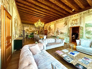Foto Appartamento in San polo, Venezia San Polo di 350 m² con 12 locali
