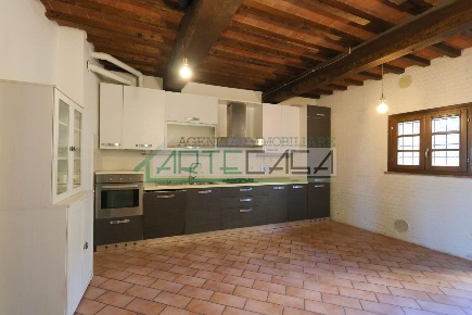 Foto Appartamento a Vicopisano Centro di 55 m² con 3 locali in vendita