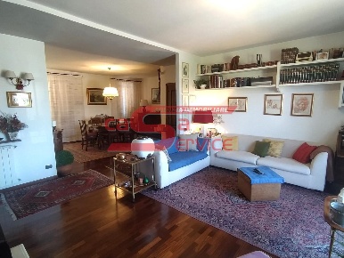 Foto Appartamento a Pieve a Nievole Centro di 110 m² con 7 locali