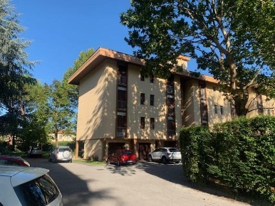 Foto Appartamento a Lucca Pontetetto - Sorbano del Giudice di 110 m²