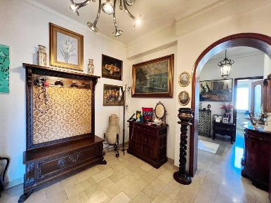 Foto Appartamento a La Spezia Maggiolina di 100 m² con 4 locali in vendita