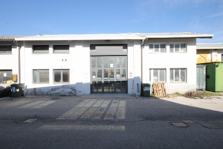 Foto Capannone industriale a Lucca San Marco - Acquacalda di 180 m²