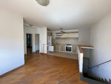 Foto Appartamento a Capraia e Limite Limite di 68 m² con 3 locali