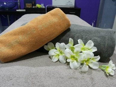 Foto Attività commerciale a Rende Roges di 300 m² con 5 locali in vendita