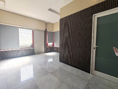 Foto Negozio in Via Ciaralli 96, Roma San Basilio di 49 m² con 1 locali