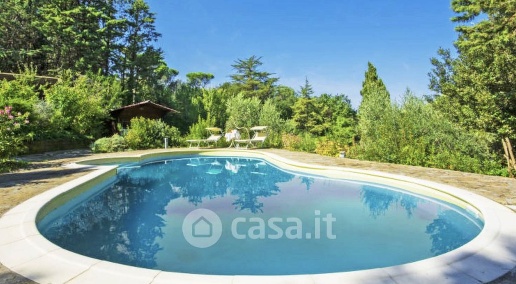 Foto Villa unifamiliare a Livorno Limoncino - Valle Benedetta di 270 m²