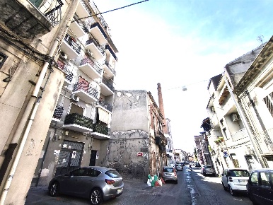 Foto Appartamento in Via Acquedotto Greco 96, Catania di 50 m² con 2 locali