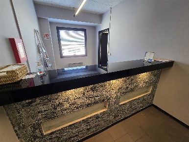 Foto Ufficio a La Spezia La Pieve - San Venerio di 150 m² con 7 locali