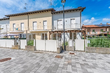 Foto Villa a schiera a Caorle Ottava Presa di 70 m² con 4 locali in vendita