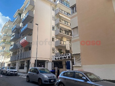 Foto Appartamento in Via Alfredo Cappellini 8, Messina di 160 m² in vendita