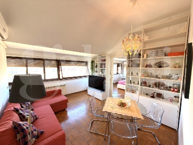 Foto Appartamento in Via Luigi Lilio 109, Roma Tintoretto di 70 m²