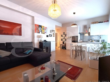 Foto Appartamento a Carrara Avenza di 72 m² in vendita