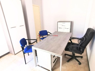 Foto Ufficio in Via Treggiari 2, Foggia Villa Comunale di 15 m² in affitto