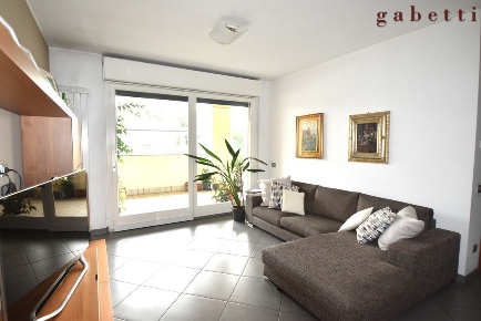 Foto Appartamento in Via Palestro 7, Magenta Centro di 166 m² con 3 locali