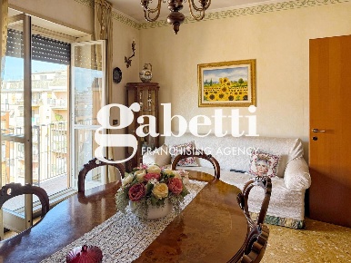 Foto Appartamento in Via PRENESTINA 379, Roma Villa Gordiani di 100 m²