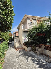 Foto Appartamento a Cecina Marina di Cecina di 60 m² con 3 locali