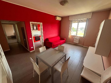 Foto Appartamento in Via Gallini 12, Abbiategrasso di 75 m² con 2 locali