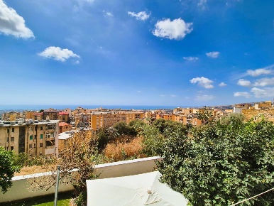Foto Appartamento in Via Esseneto 60, Agrigento di 131 m² con 3 locali