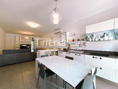 Foto Appartamento a Pisa Calambrone di 110 m² con 5 locali in affitto