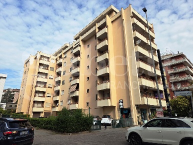 Foto Appartamento in Via Martin Luther King 4, Rende Roges di 175 m²